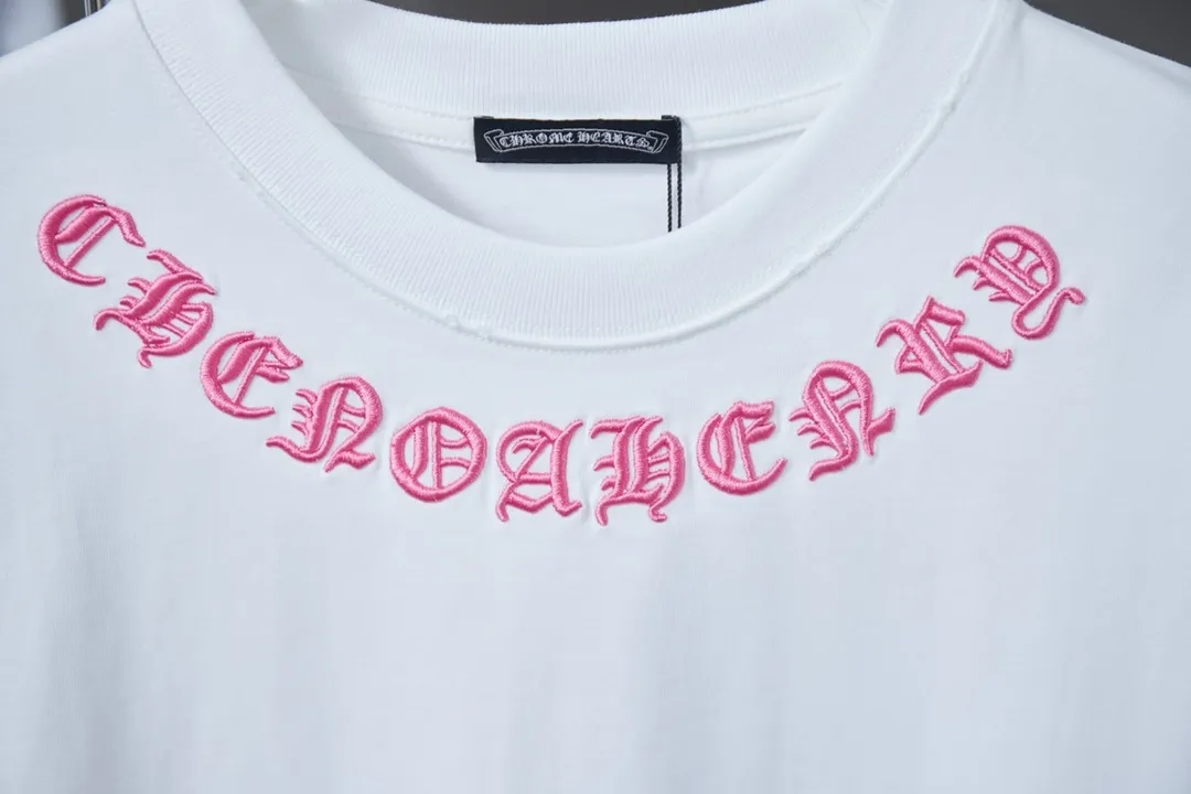 🅿️200 Ch*ome Hearte 25SS early spring new style, appliqué embroidered heart cross short sleeves, light luxury, essential item for daily commuting for men and women, correct version, welcome to compare, detailed features · 320g 100% pure cotton double yarn jersey fabric · Custom dyed in the same vat, special thickened 32 pieces double-strand 1X1 thread · Imported Tajima machine embroidery tatami embroidery ➕This cloth patch embroidery · Collar, cuffs, and hem hand-worn craftsmanship · Double-needle stitching across seams · Original main mark, washed tag, branded moisture-proof paper packaging Color: Black/White Size: S/M/L/XL